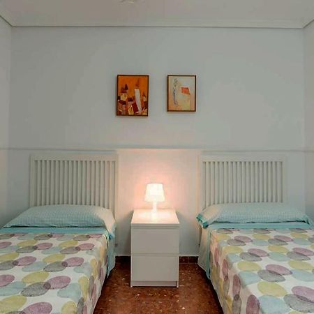 Apartamento Con Parking Gratuito Malaga Exterior photo