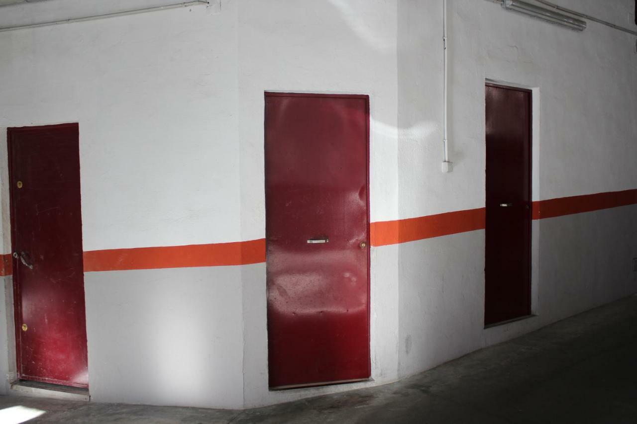 Apartamento Con Parking Gratuito Malaga Exterior photo