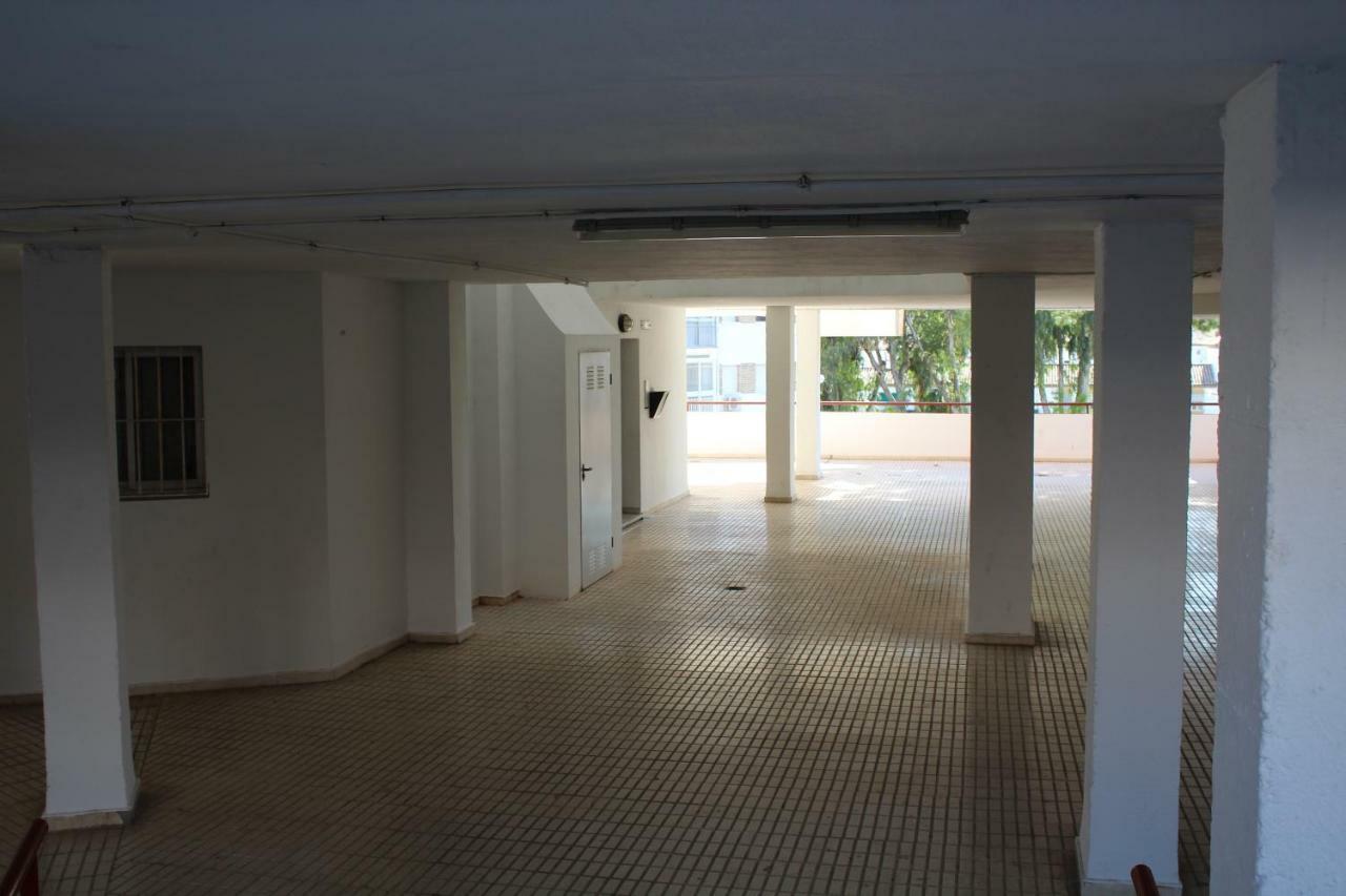 Apartamento Con Parking Gratuito Malaga Exterior photo