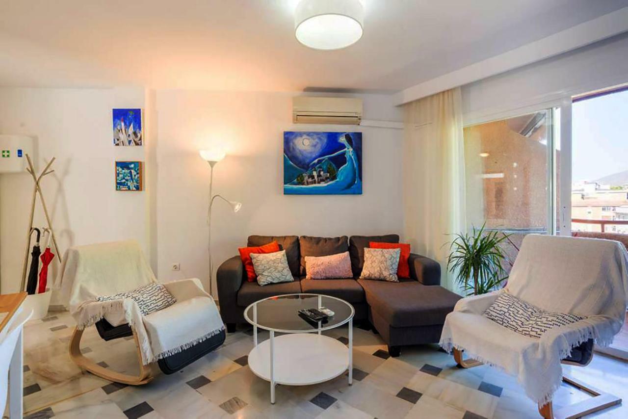 Apartamento Con Parking Gratuito Malaga Exterior photo
