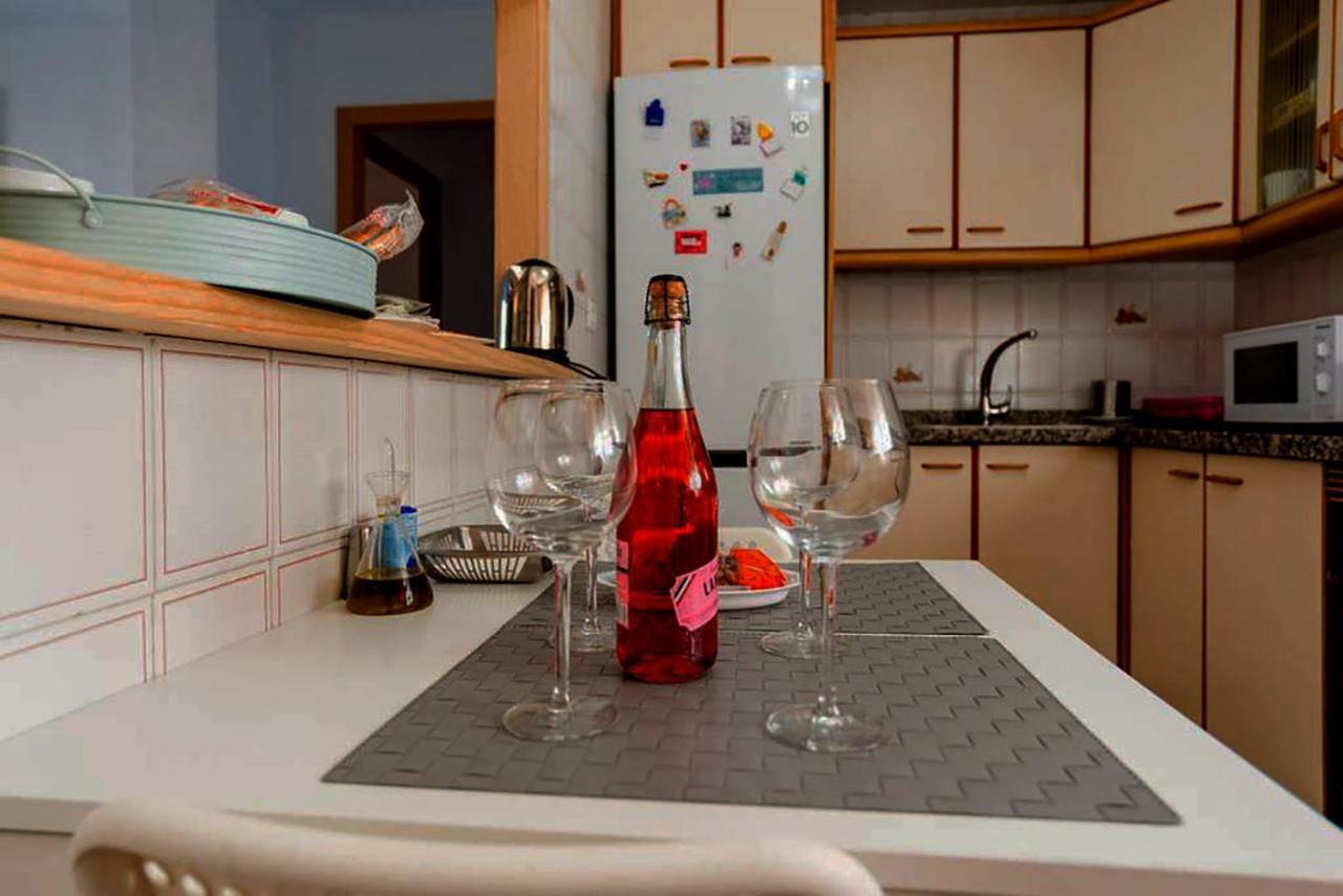 Apartamento Con Parking Gratuito Malaga Exterior photo